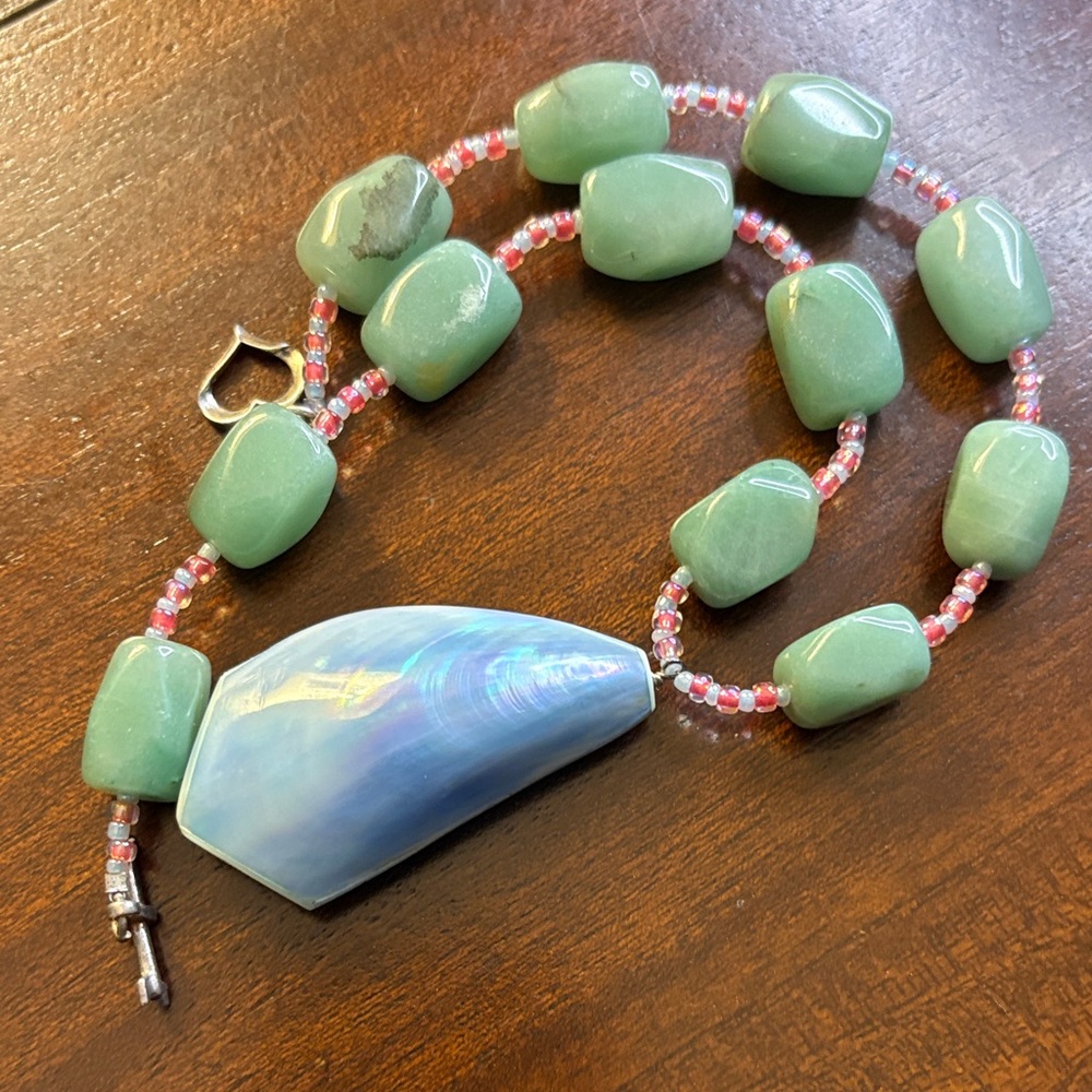 Green Stone Bead Necklace with Blue Iridescent Pendant